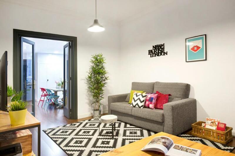 Traveller House Apartamento Barcelona Exterior foto